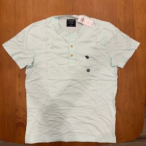 Abercrombie and Fitch Henley M